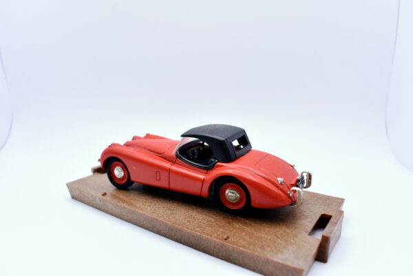 Modellino auto scala 1:43 Jaguar XK 120 Brumm diecast modellismo statico - immagine 5