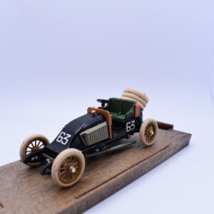Modellino auto scala 1:43 Renault 40 HP Brumm diecast modellismo statico