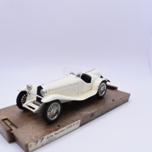 Modellino auto scala 1:43 Alfa romeo 2300 HP 142 Brumm diecast modellismo statico
