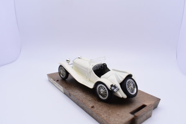 Modellino auto scala 1:43 Alfa romeo 2300 HP 142 Brumm diecast modellismo statico - immagine 3