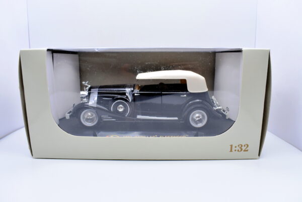 Modellino auto Cadillac Fleetwood scala 1:32 diecast modellismo collezione epoca solido - immagine 5