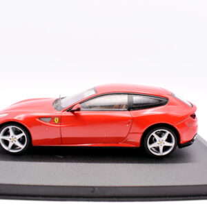 Modellino auto scala 1:43 Ferrari FF Hotwheels diecast modellismo da collezione