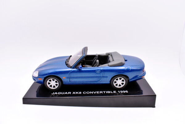 Modellino auto scala 1:43 Jaguar XK8 Convertible diecast modellismo statico