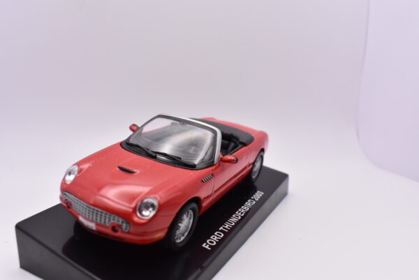 Modellino auto scala 1:43 Ford THunderbird diecast modellismo statico - immagine 3