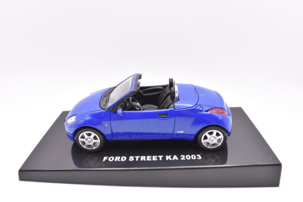 Modellino auto scala 1:43 Ford street KA diecast modellismo statico