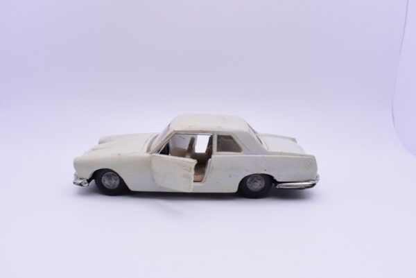 Modellino auto scala 1:41 lancia Flaminia coupe polytoys diecast modellismo statico - immagine 2