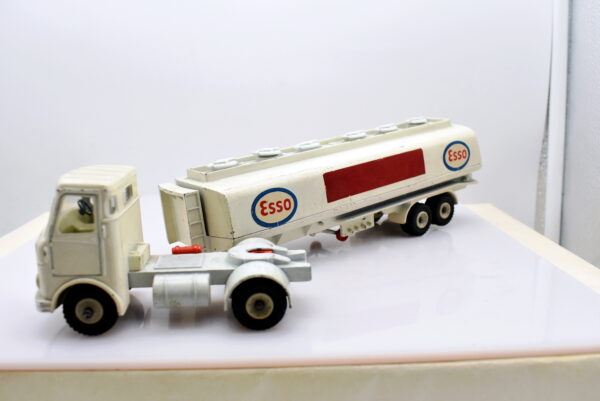 Modellino camion scala 1:43 Tanker AEC Esso dinky toys modellismo statico - immagine 5