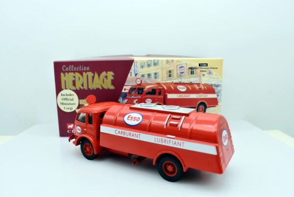Modellino Camion scala 1:50 Renault faineant citerne ESSO Corgi diecast modellismo da collezione - immagine 5