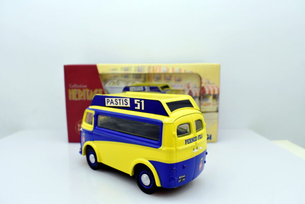 Modellino Camion scala 1:43 peugeot D3A Pernod ET FILS Corgi diecast modellismo da collezione - immagine 5