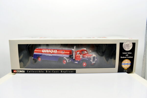 Modellino Camion scala 1:50 Mack B series union 76 tanker Corgi diecast modellismo da collezione - immagine 2
