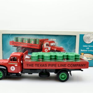 Modellino Camion scala 1:50 Diamond T620 dropside with oil drums Corgi diecast modellismo da collezione