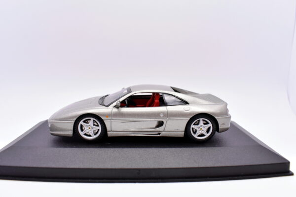 Modellino auto scala 1:43 Ferrari 355 GTB IXO diecast modellismo da collezione