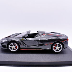 Modellino auto scala 1:43 Ferrari La ferrari aperta IXO diecast modellismo da collezione