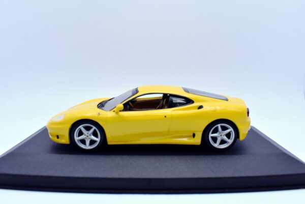 Modellino auto scala 1:43 Ferrari 360 Modena IXO diecast modellismo da collezi