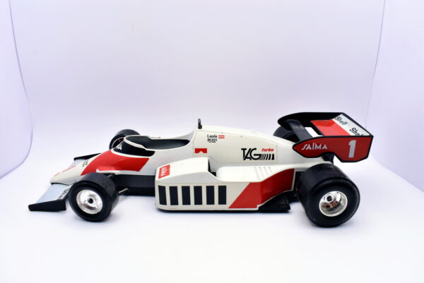 Modellini auto FORMULA 1 scala 1:24 MC Laren Mp4/2 Burago - immagine 2