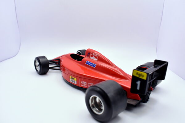 Modellini auto FORMULA 1 scala 1:24 Ferrari 641/2 Burago - immagine 4