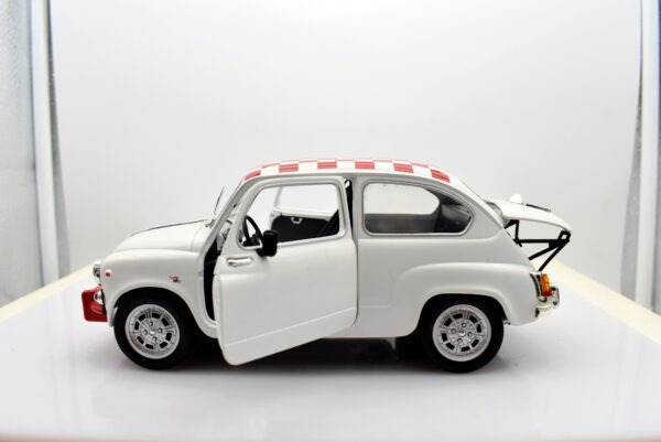 Modellino auto scala 1:18 FIAT 600 ABARTH 850 TC diecast modellismo da collezione - immagine 2