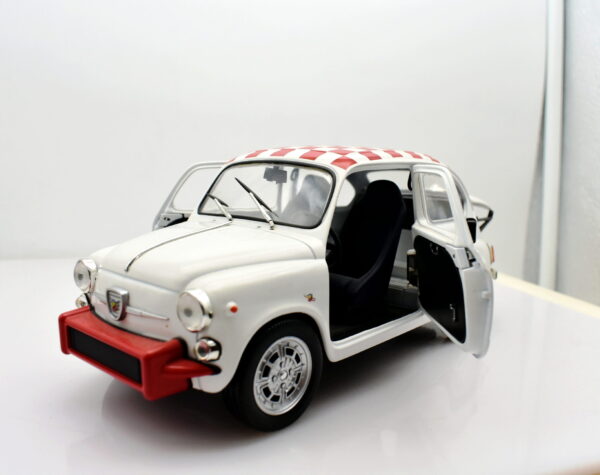 Modellino auto scala 1:18 FIAT 600 ABARTH 850 TC diecast modellismo da collezione