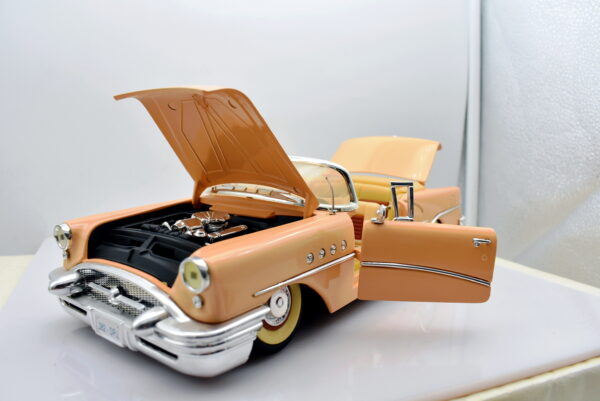 Modellino auto scala 1:18 Buick century diecast modellismo da collezione - immagine 3