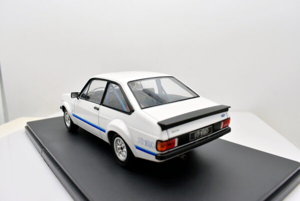 modellino auto ford escort MKIII scala 1:24 collezione modellismo - immagine 4