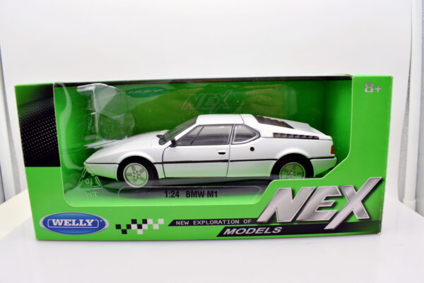 Modellino auto scala 1:24 BMW M1 diecast modellismo statico - immagine 2