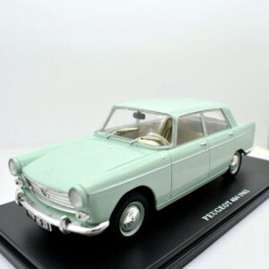 Modellino auto scala 1:24 Peugeot 404 diecast collezione modellismo