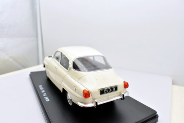 Modellino auto scala 1:24 SAAB 96 V4 diecast collezione modellismo - immagine 4