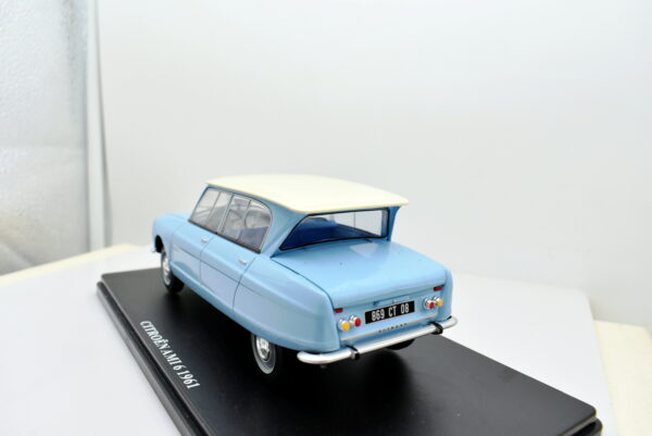 Modellino auto scala 1:24 citroen AMI 6 diecast collezione modellismo - immagine 4