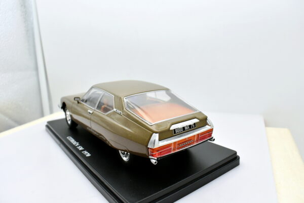 Modellino auto scala 1:24 citroen SM diecast collezione modellismo - immagine 4