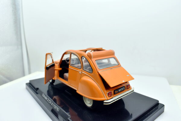 modellini auto scala 1:24 Citroen 2 CV 4 quattroruote collection modellismo car - immagine 3
