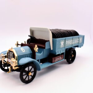 Modellino auto scala 1:43 Fiat autocarro officine pirelli 18 bl  rio diecast modellismo statico