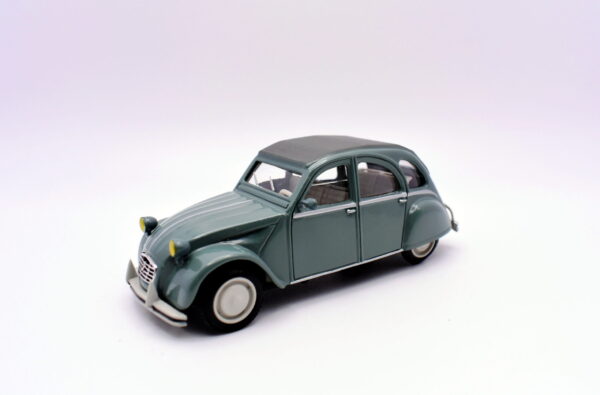 Modellino auto scala 1:43 Citroen 2CV modellismo statico da collezione diecast