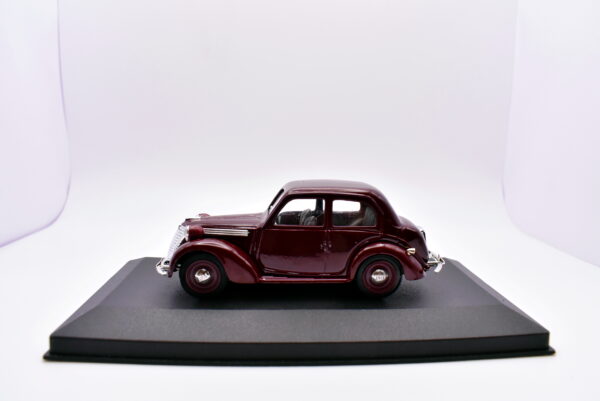 Modellino auto scala 1:43 Fiat 1100 E Brumm diecast modellismo statico - immagine 2