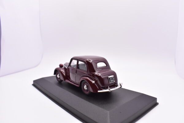 Modellino auto scala 1:43 Fiat 1100 E Brumm diecast modellismo statico - immagine 3