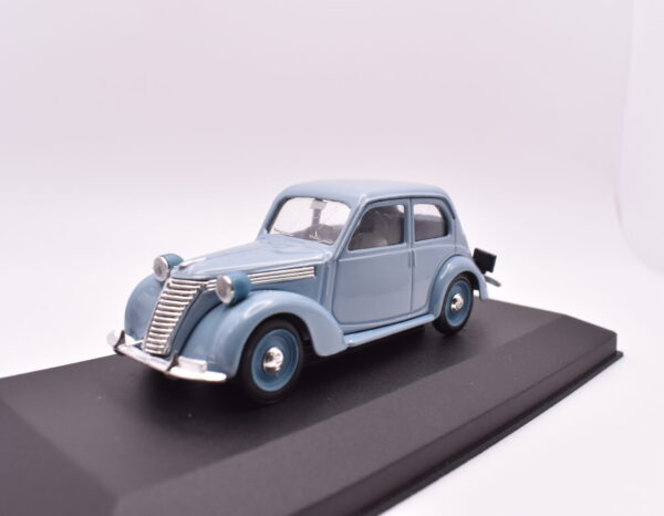 Modellino auto scala 1:43 Fiat 1100 B Brumm diecast modellismo statico