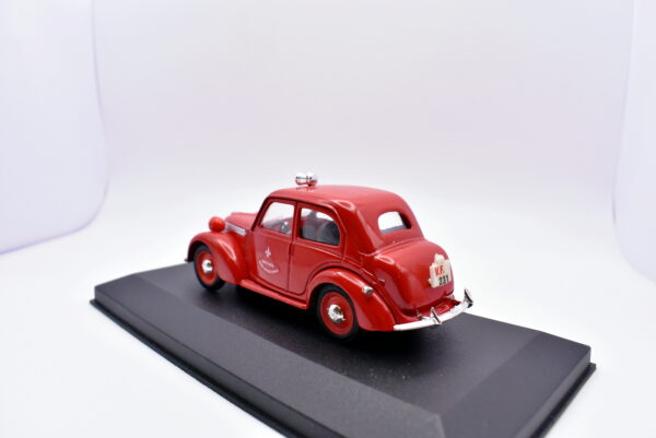 Modellino auto scala 1:43 Fiat 1100E Versione vigli del fuoco Brumm diecast modellismo statico - immagine 4