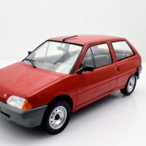Modellino auto scala 1:24 citroen AX diecast modellismo statico