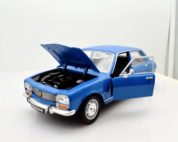 Modellino auto scala 1:24 Peugeot 504 diecast modellismo statico
