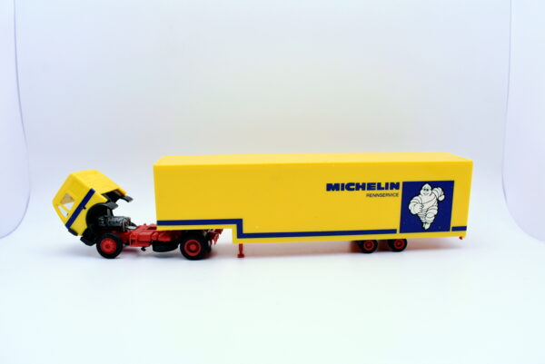 modellino camion scala 1:87 Herpa mercedes michelin modellismo da collezione - immagine 3