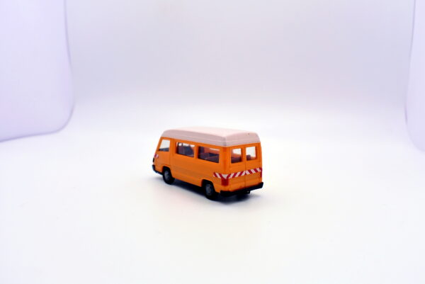 modellino furgone scala 1:87 herpa mercedes benz 100D modellismo da collezione - immagine 5
