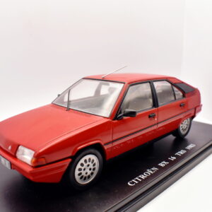 Modellino auto scala 1:24 Citroen BX 16 TRS diecast collezione modellismo