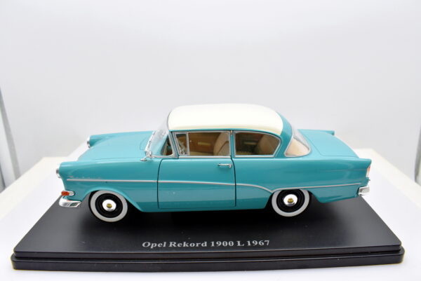 Modellino auto scala 1:24 opel rekord 1900 L  diecast collezione modellismo - immagine 2