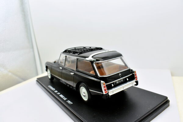 Modellino auto scala 1:24 Citroen ID 19 BREAK diecast collezione modellismo - immagine 4