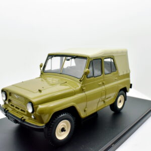 UAZ 469 modellino auto scala 1:24 collezione modellismo
