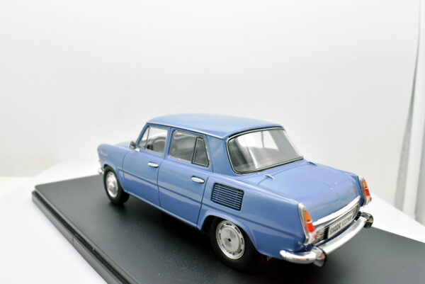 modellino auto Skoda 1000 MB scala 1:24 collezione modellismo - immagine 4