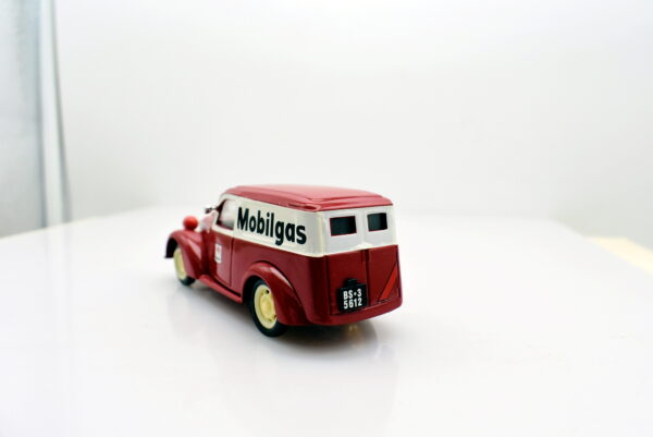 modellino auto Fiat 1100e furgone mobilgas veicoli commerciali epoca 1:43 brumm - immagine 3