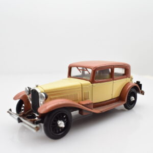 modellino auto Alfa romeo 6C veicoli d'epoca 1:43 rio