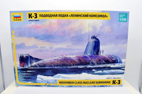Modellino kit di montaggio sommergibile NUCLEAR SUBMARINE K-3 KIT 1:350 kit guerra