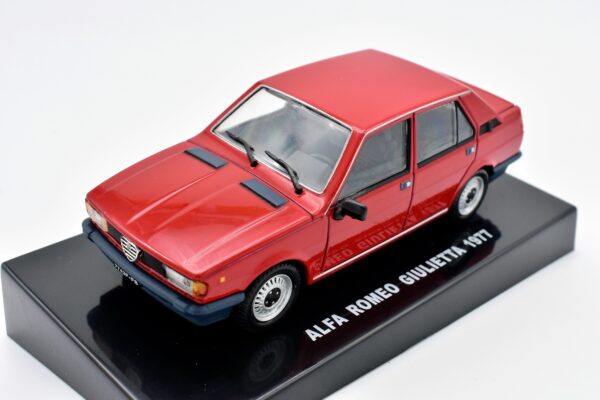 Modellino auto scala 1:43 Alfa Romeo Giulietta diecast modellismo da collezione - immagine 3