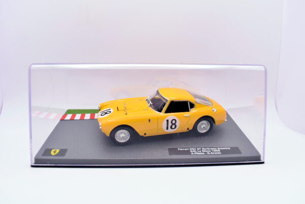 Modellino auto Ferrari 250 GT berlinetta racing collection scala 1:43 ixo diecast modellismo - immagine 2
